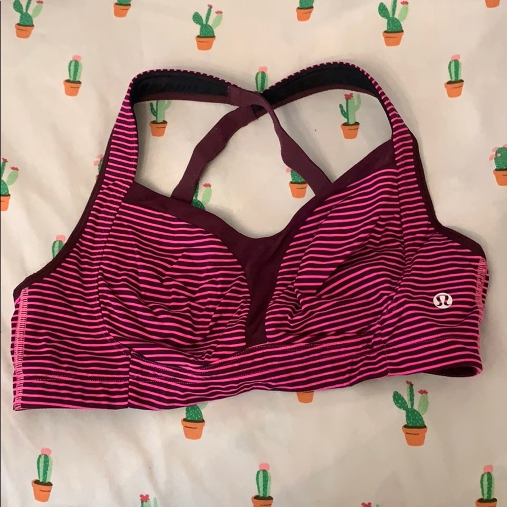 Sports bra